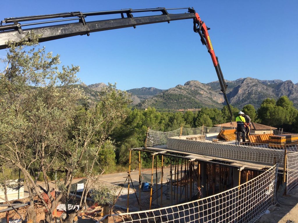 evolución de la vivienda de obra nueva en Mallorca con vistas a las Serra de Tramuntana