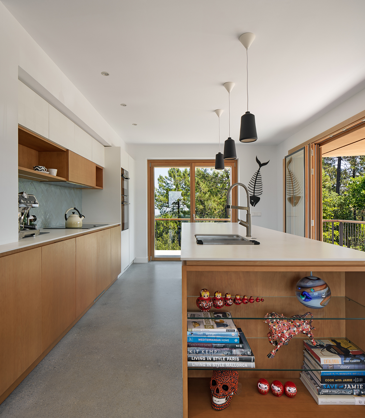polished-concrete-wood-white-modern-cosy-kitchen-design-zest-architecture