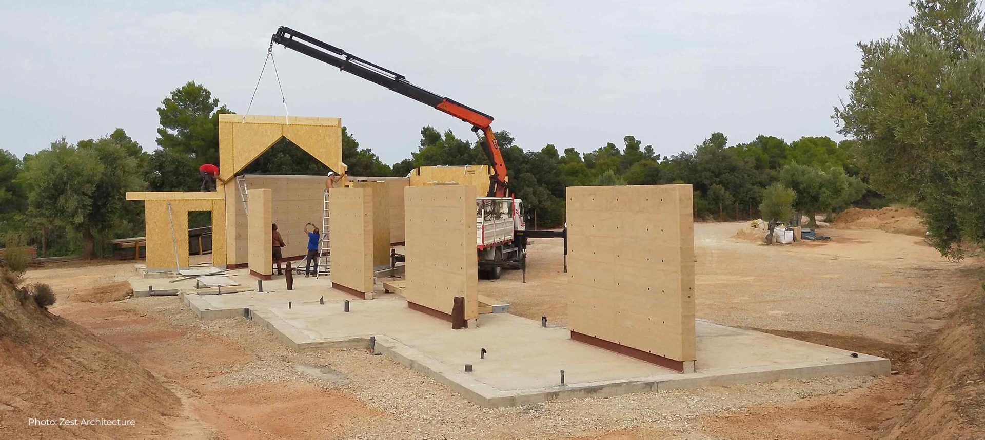 use-of-prefabricated-constructions-rammed-earth-construction-zest-architecture-spain